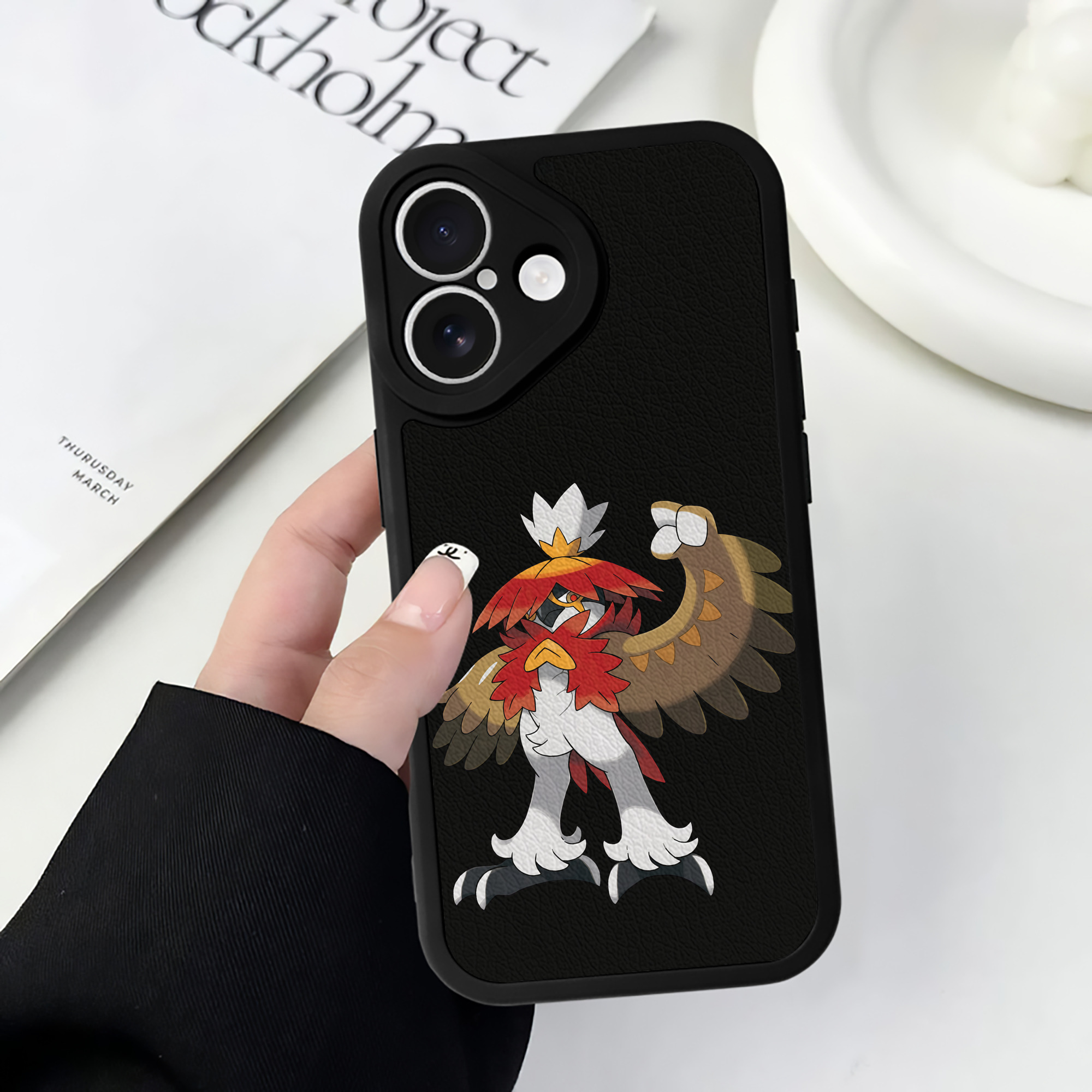 （画像用） ポケットモンスター Pokémon 【iPhone 16シリーズ対応】シリコンスマホケース（レザー調） 材質：シリコン